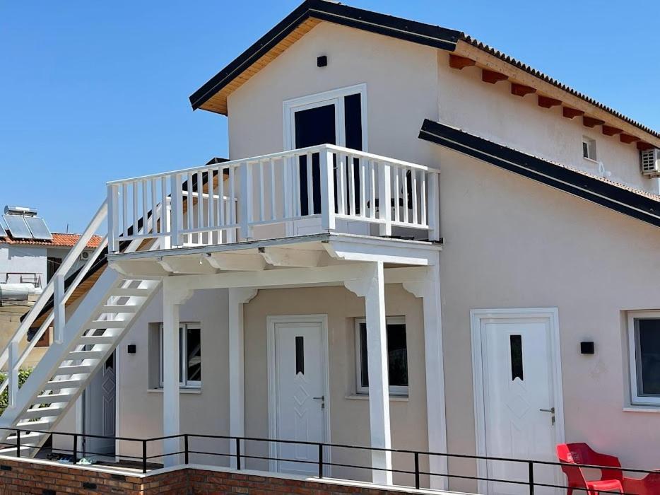 Guest Rooms Arbri Vlorë Εξωτερικό φωτογραφία