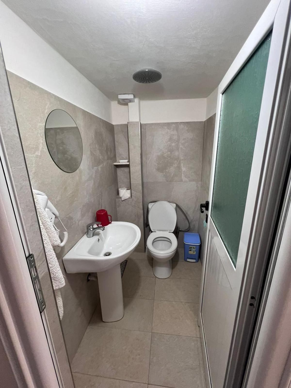 Guest Rooms Arbri Vlorë Εξωτερικό φωτογραφία