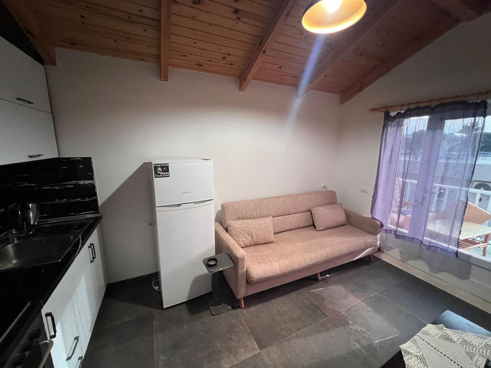 Guest Rooms Arbri Vlorë Εξωτερικό φωτογραφία