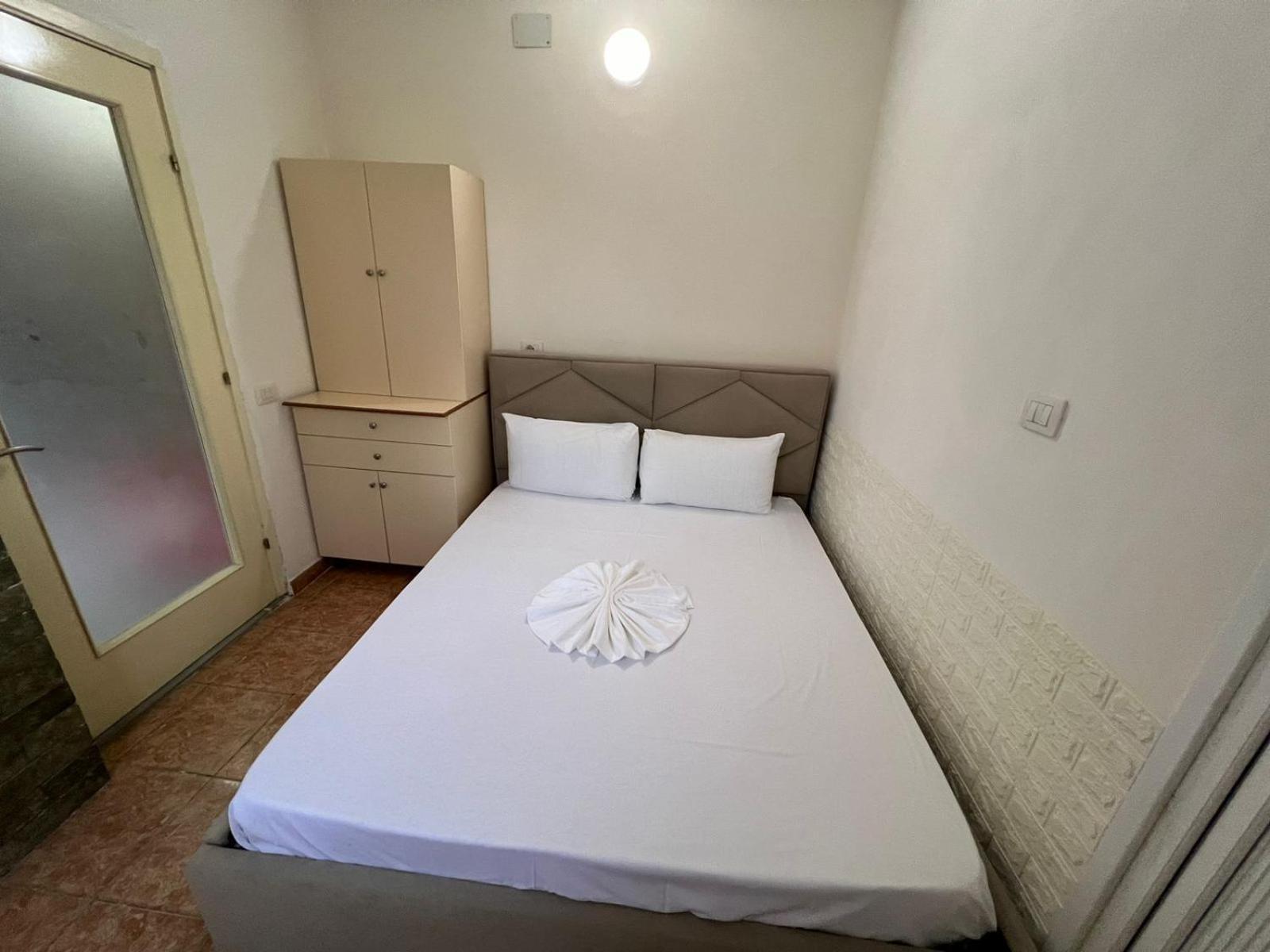 Guest Rooms Arbri Vlorë Εξωτερικό φωτογραφία