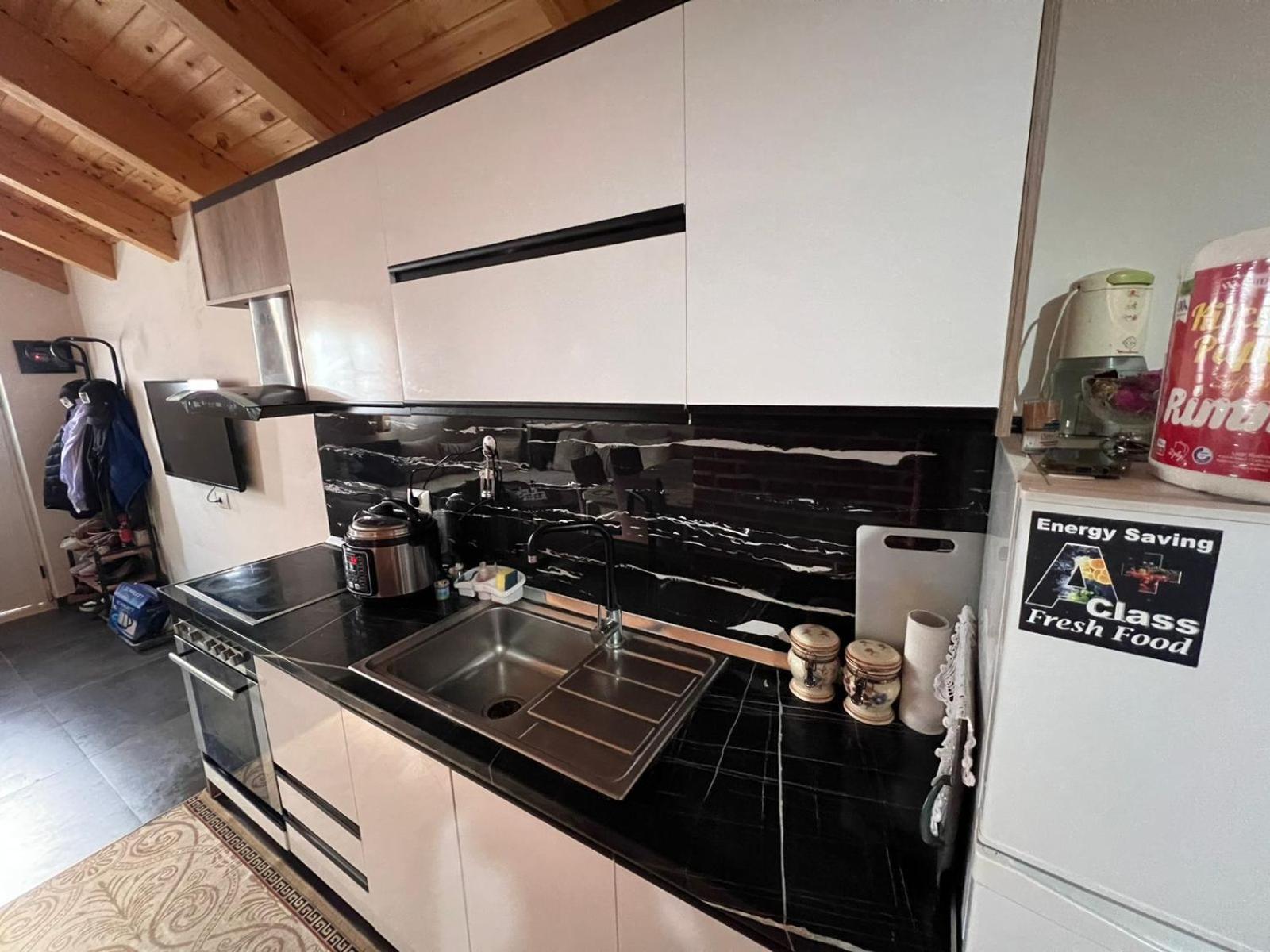 Guest Rooms Arbri Vlorë Εξωτερικό φωτογραφία